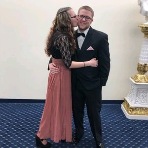 Meet your Posher, Jasmine